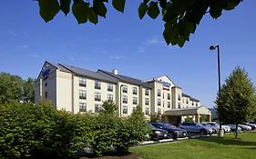 Fairfield Inn & Suites By Marriott Cumberland